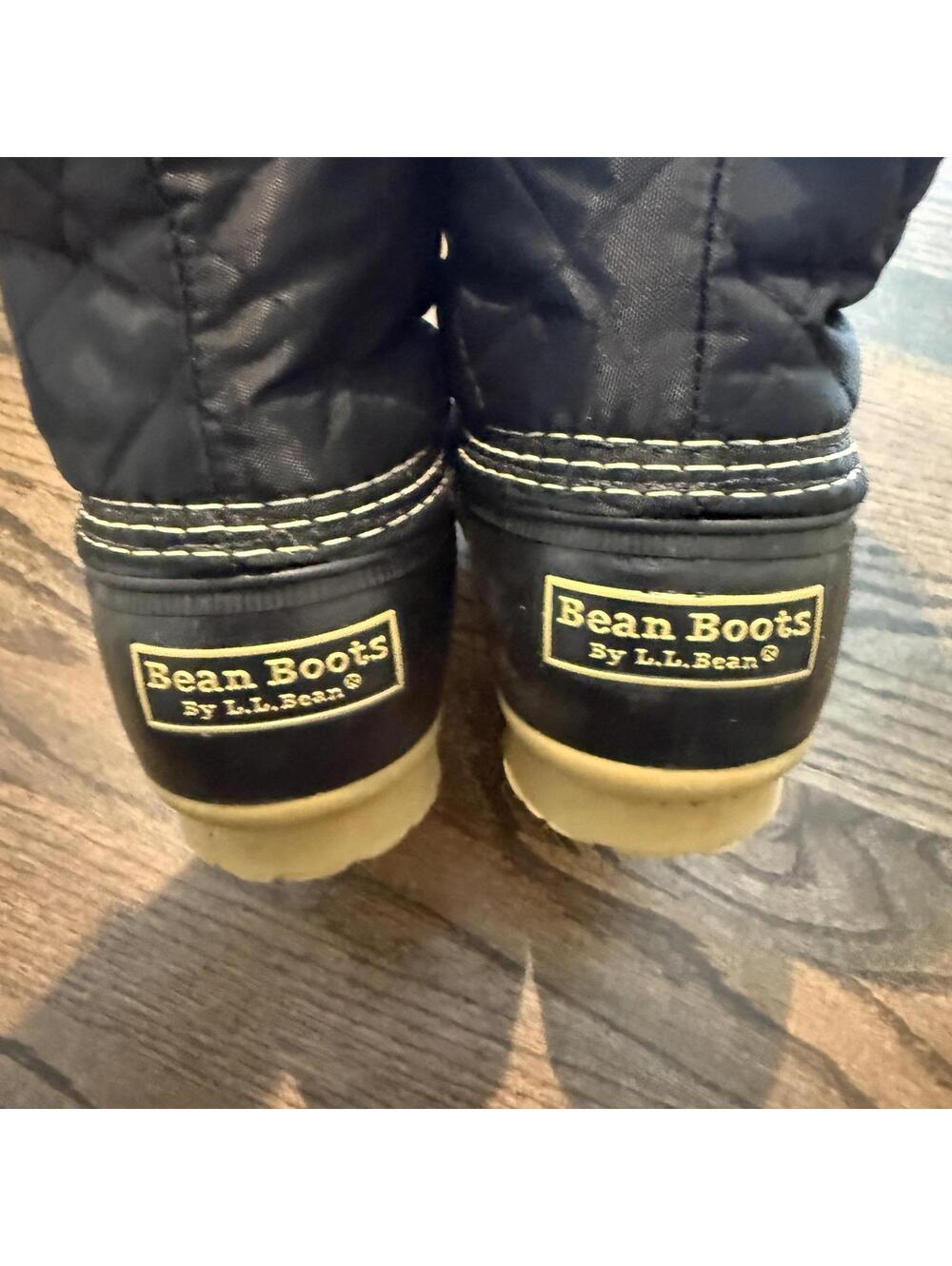 LL Bean Women's Duck Shearling Wool Lined Black Duck Boots Boots Size 9M - Picture 6 of 9